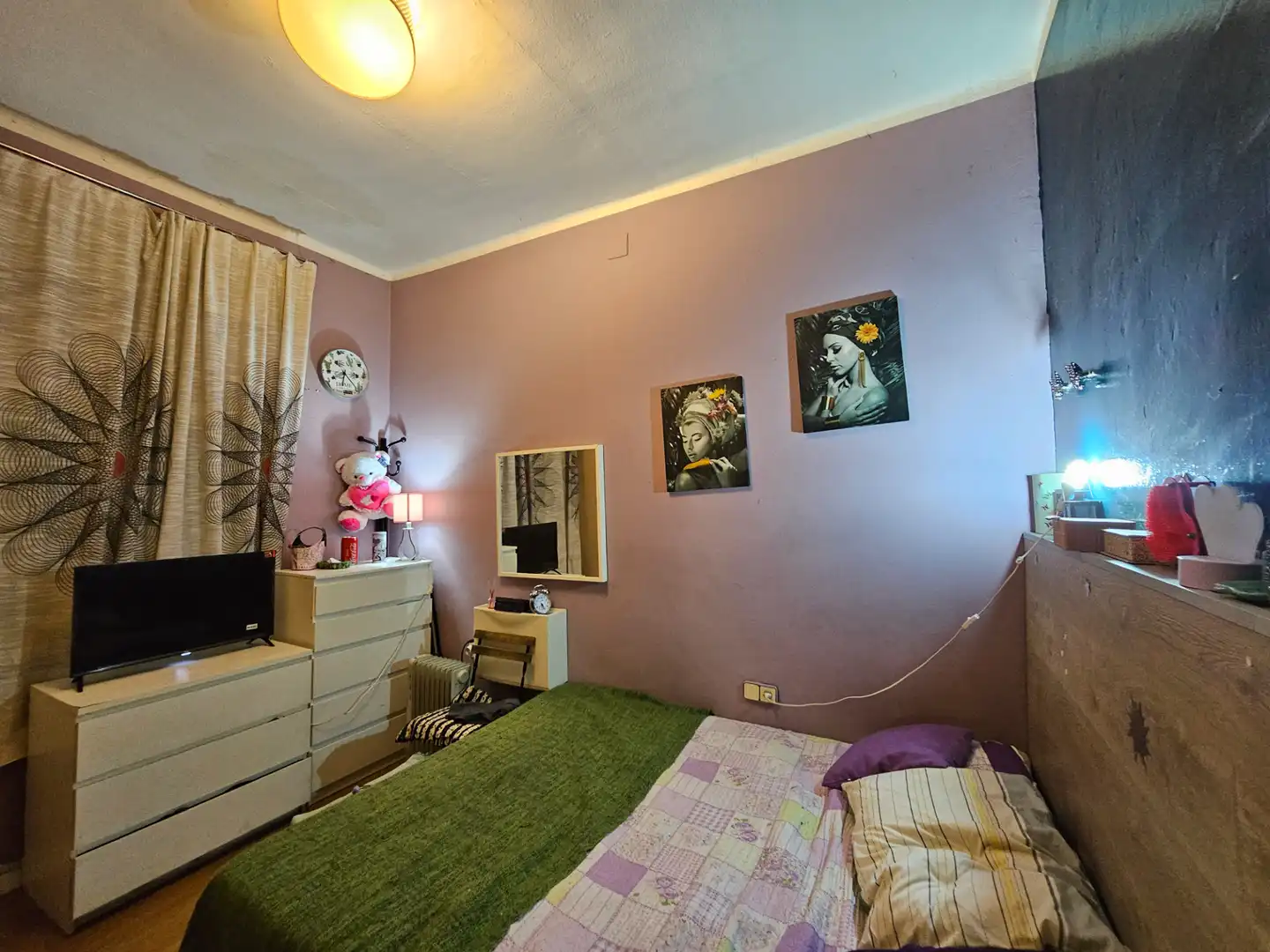 Habitación de Local en venta en Barcelona con Aire acondicionado, Parquet y Amueblado