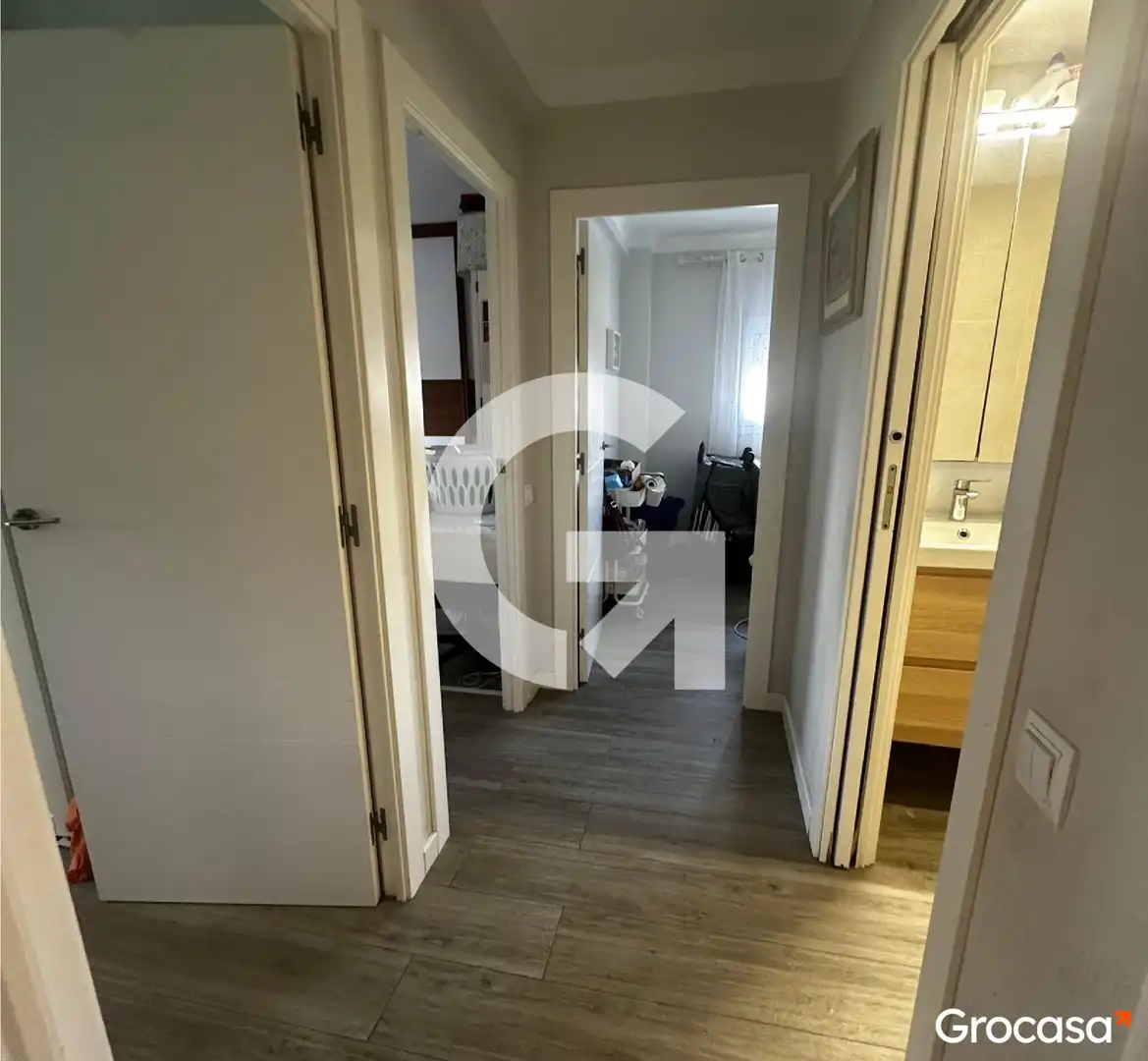 Flat for sale in L'Hospitalet de Llobregat  with Air Conditioner