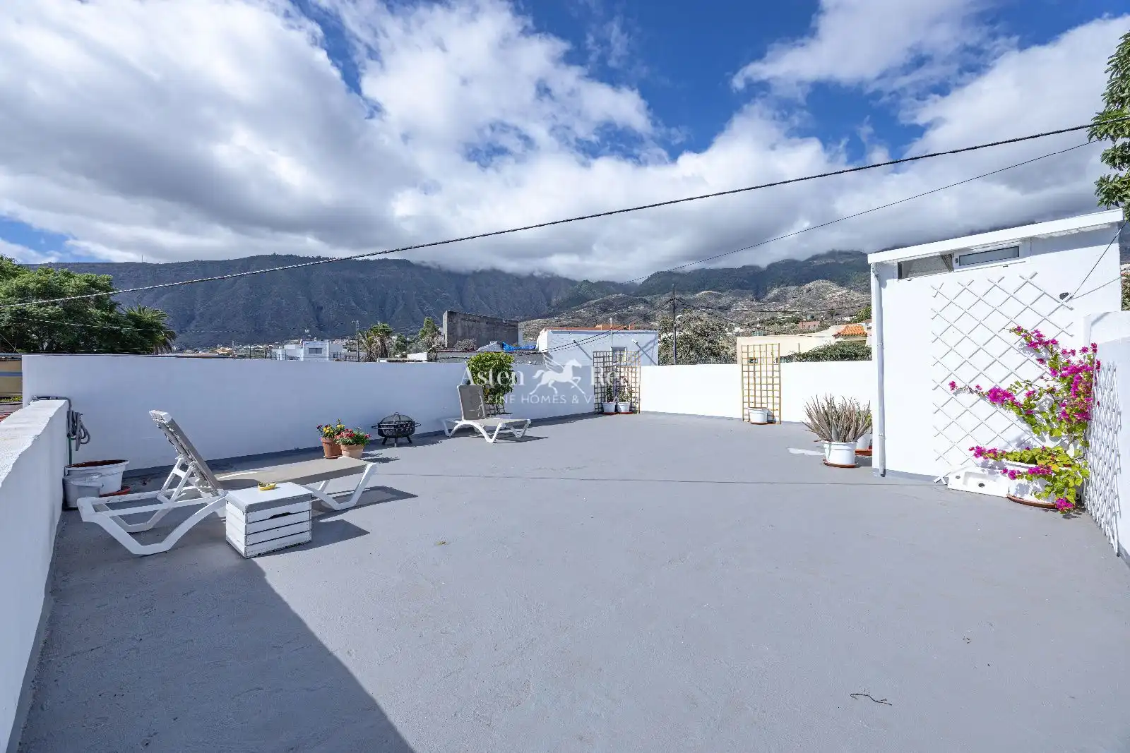Vista exterior de Casa o chalet en venta en Centro