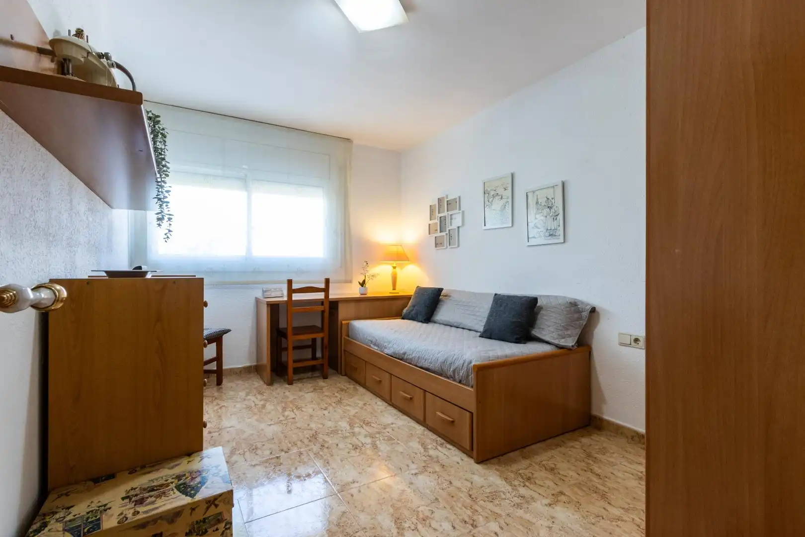 Habitación de Casa o chalet en venta en Terrassa con Aire acondicionado, Calefacción y Jardín privado
