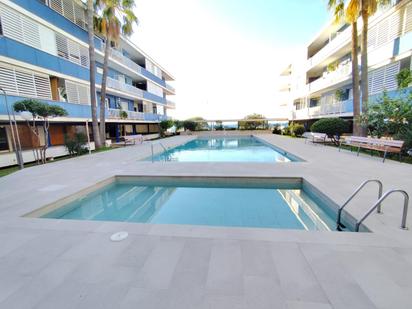 Swimming pool of Flat for sale in Castelldefels  with Air Conditioner and Terrace