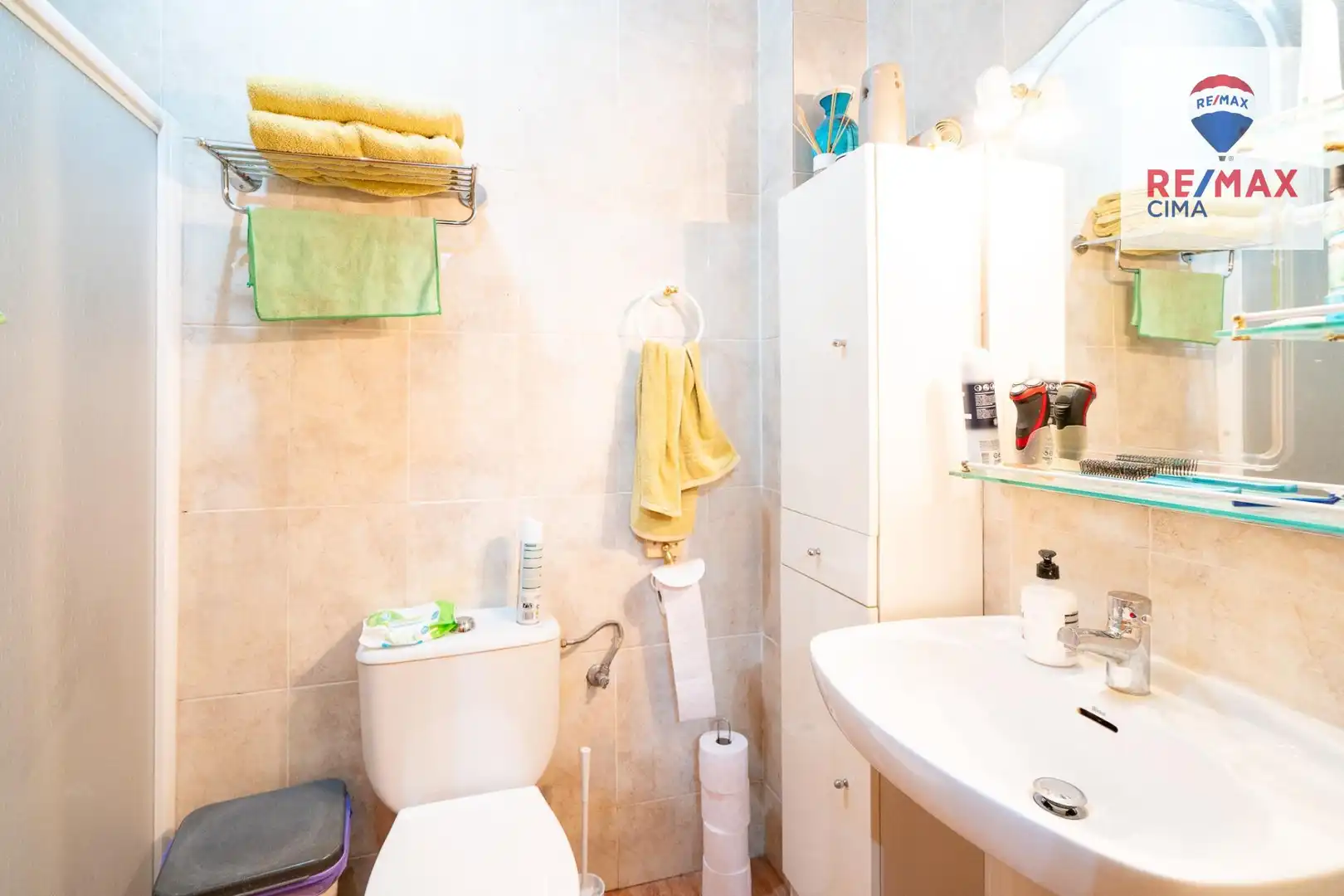 Baño de Casa adosada en venta en Cuevas del Campo con Aire acondicionado, Calefacción y Terraza