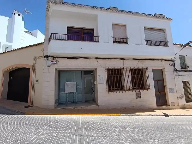 Vista exterior de Local en venta en Higuera de Calatrava