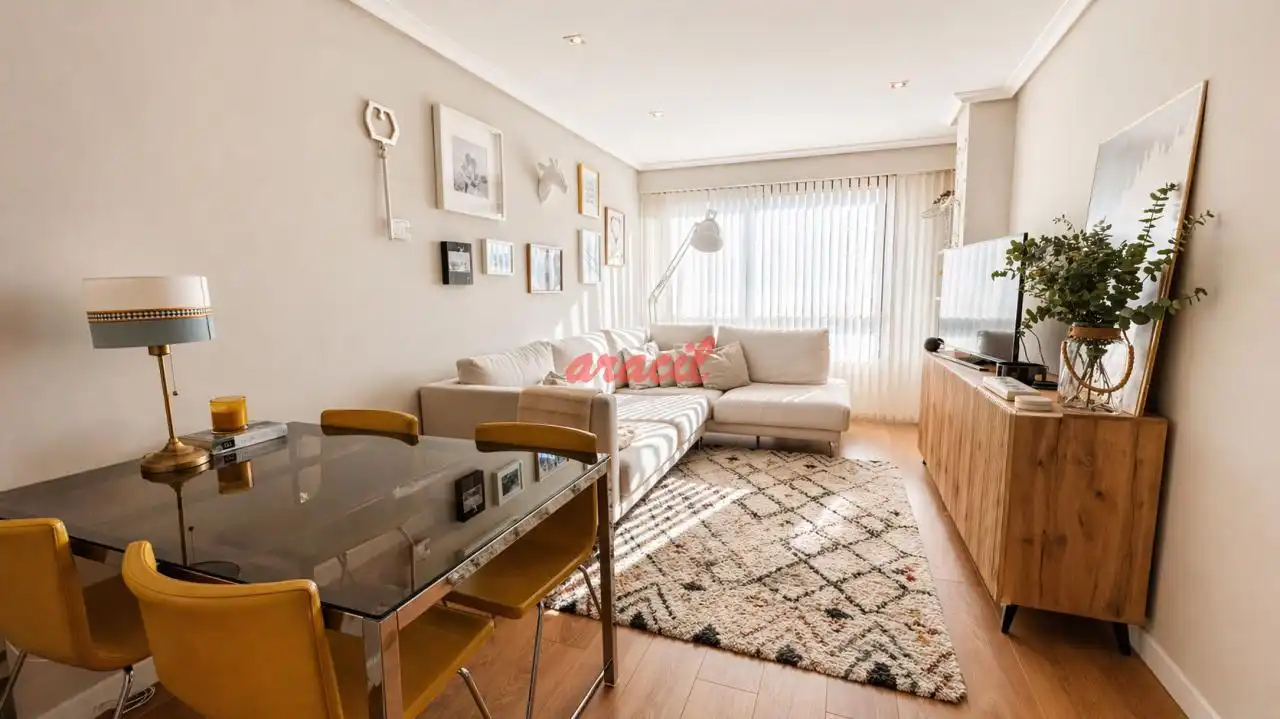 Sala de estar de Dúplex en venta en Ourense Capital  con Calefacción, Terraza y Balcón