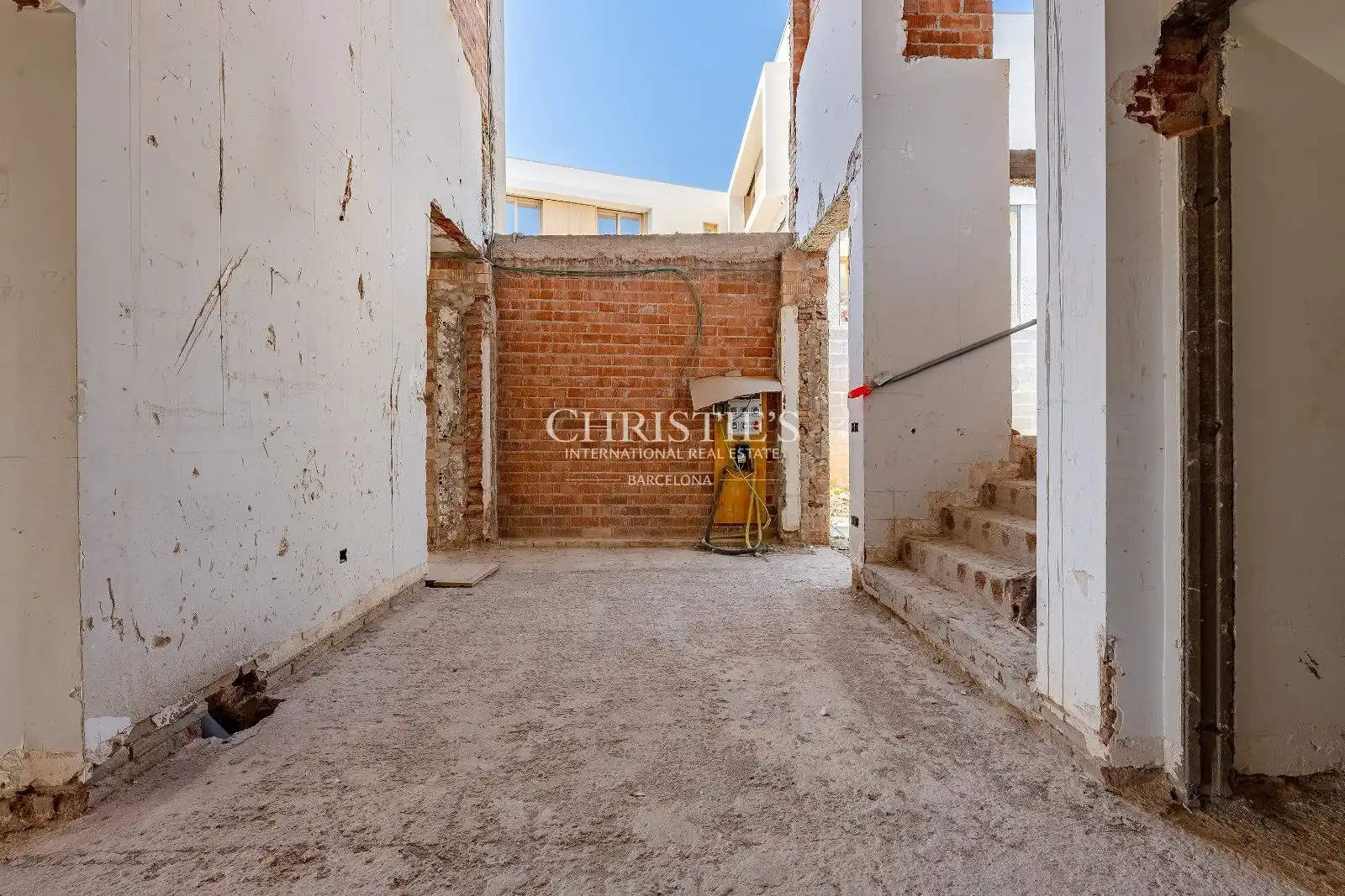 Exterior view of Houses for sale in Ciutat Diagonal