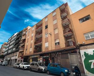 Vista exterior de Pis en venda en Elche / Elx amb Terrassa, Traster i Balcó
