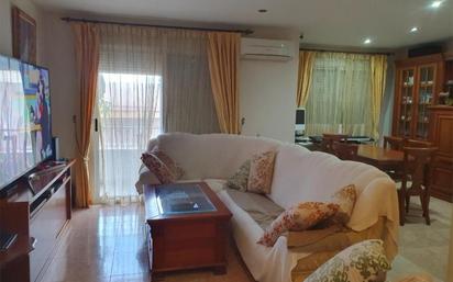 Sala d'estar de Pis en venda en Lorca amb Aire condicionat, Terrassa i Balcó