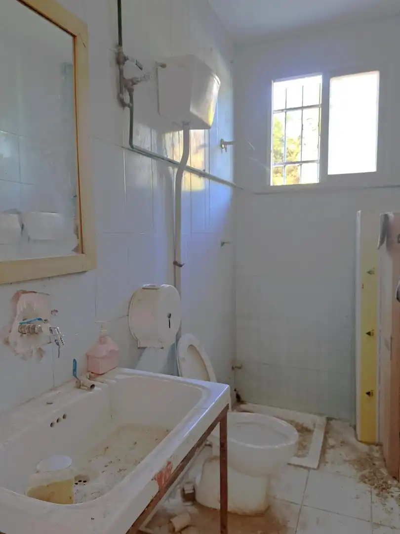 Baño de Nave industrial en venta en Requena