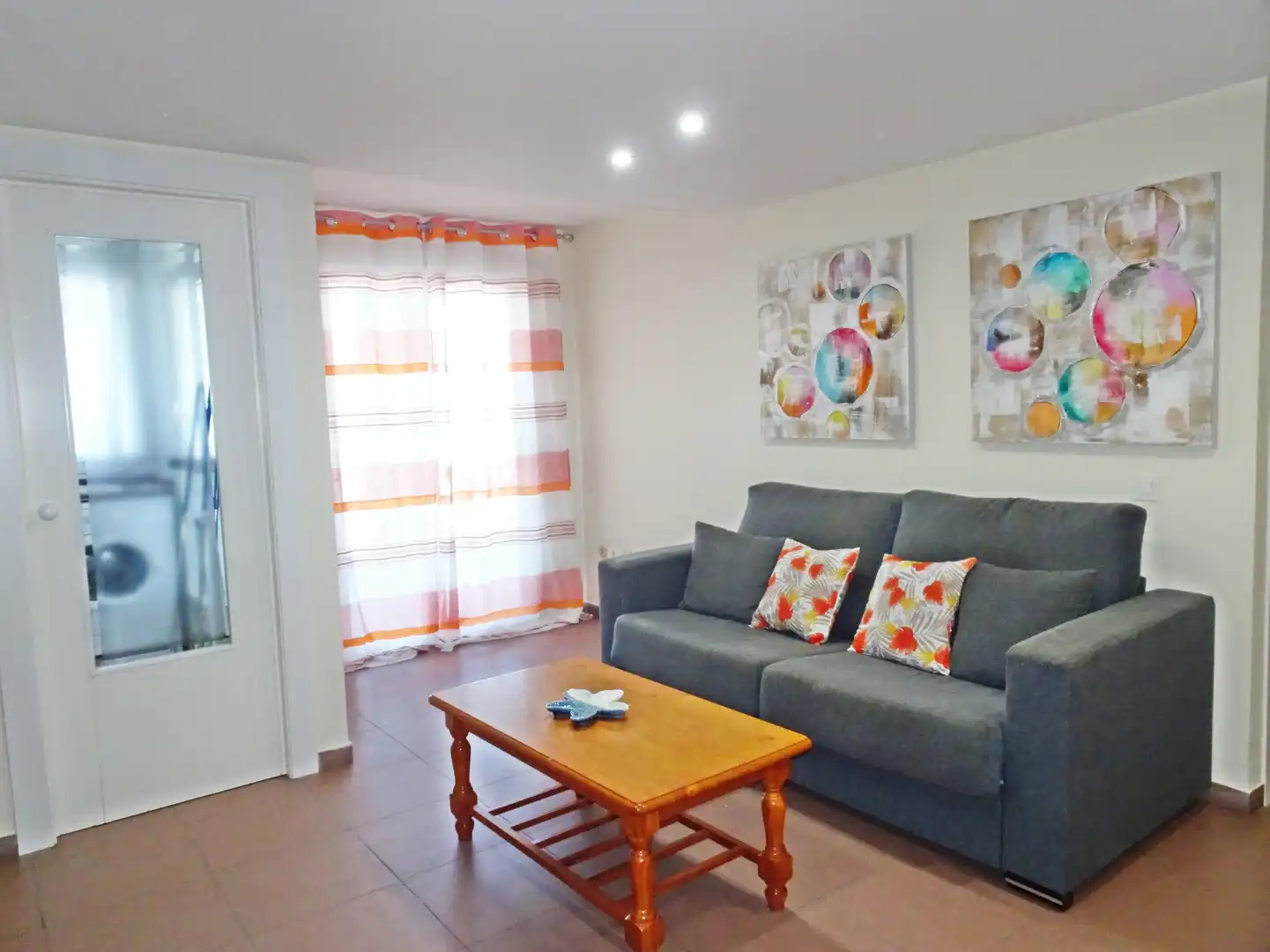 Sala de estar de Apartamento de alquiler en Gandia con Terraza, Amueblado y Horno