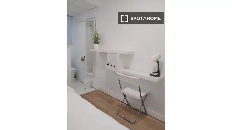 Room in La Constitución - Canaleta