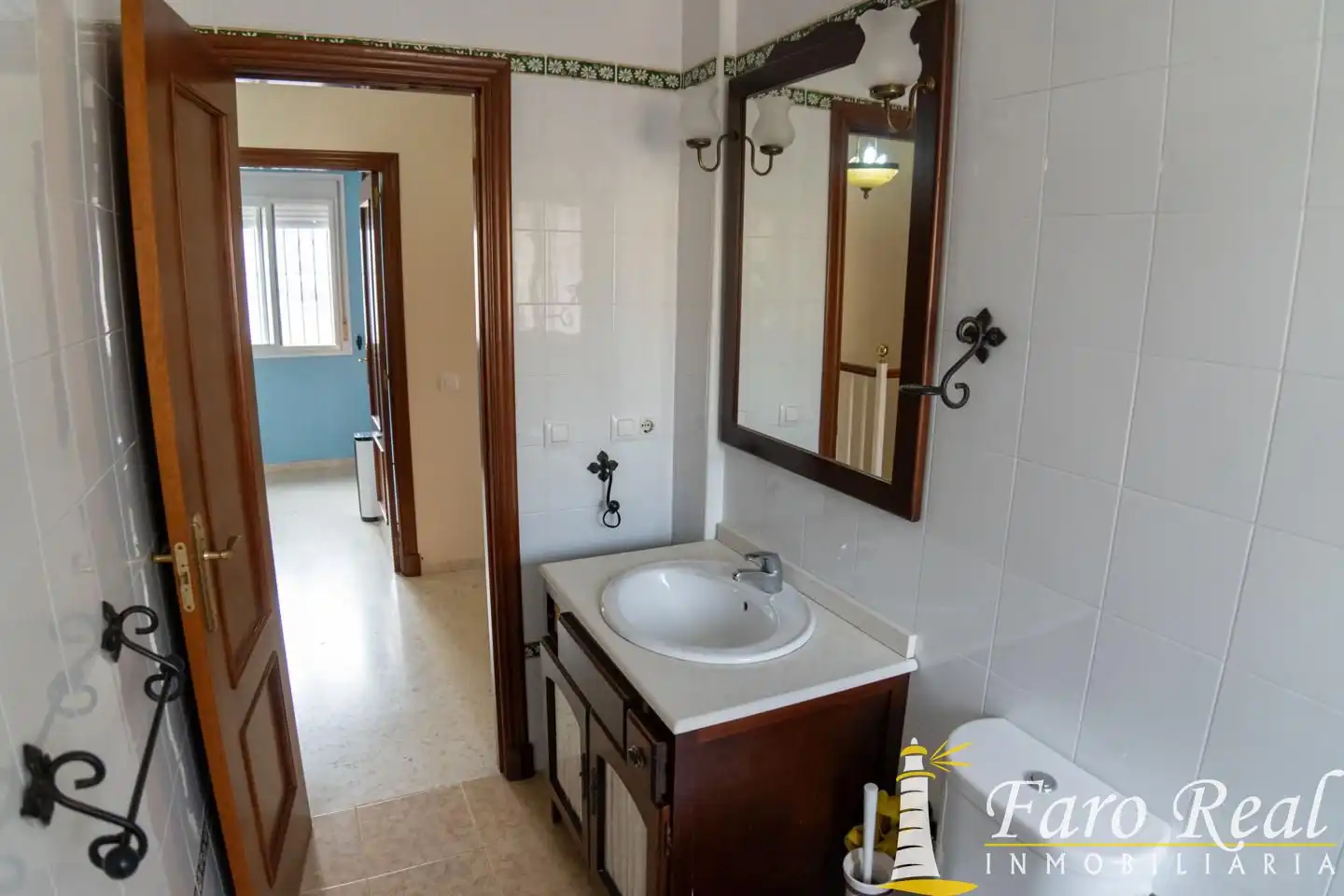 Bathroom of Houses for sale in Sanlúcar de Barrameda  with Terrace