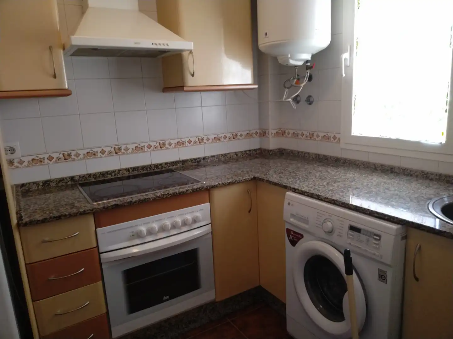 Kitchen of Apartments for rent in Chiclana de la Frontera  with Furnished, Pets allowed and Community pool