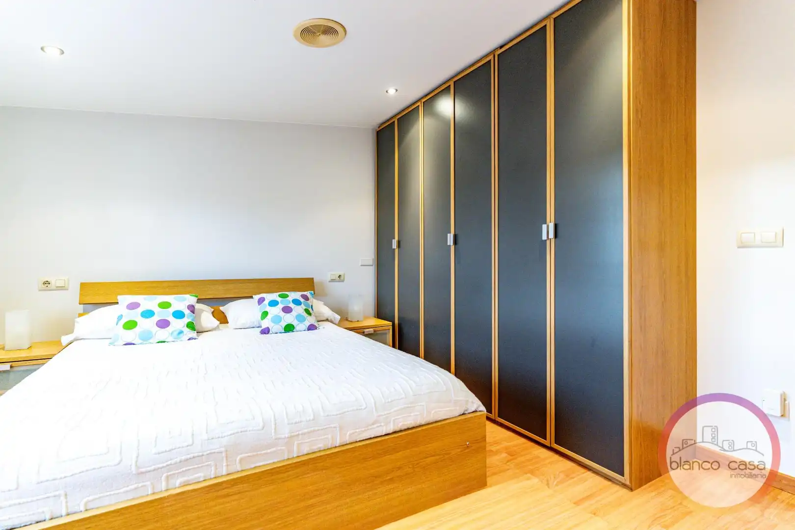 Habitación de Casa o chalet en venta en Carballo con Calefacción, Jardín privado y Trastero