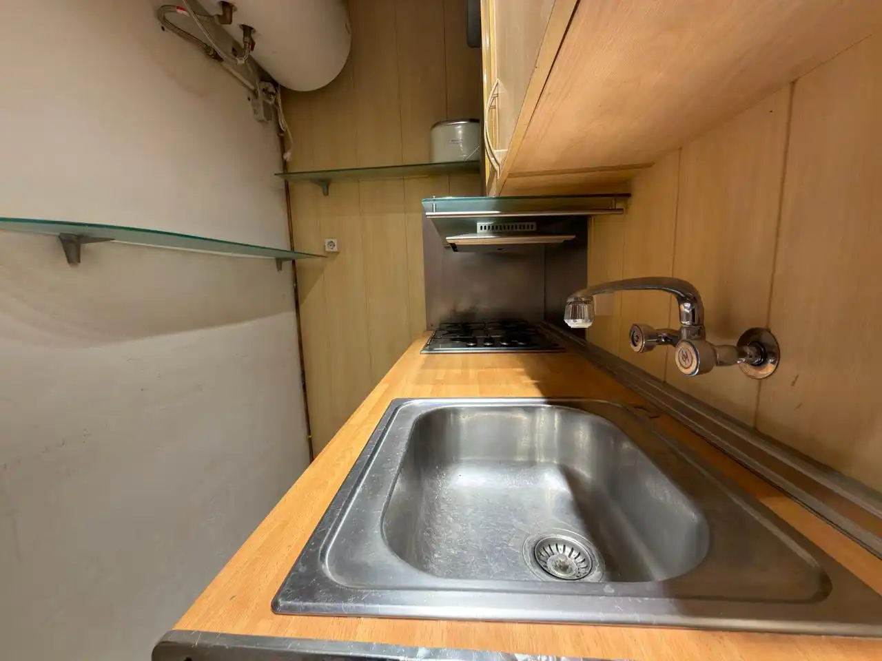 Cocina de Piso en venta en Alp con Calefacción, Terraza y Trastero