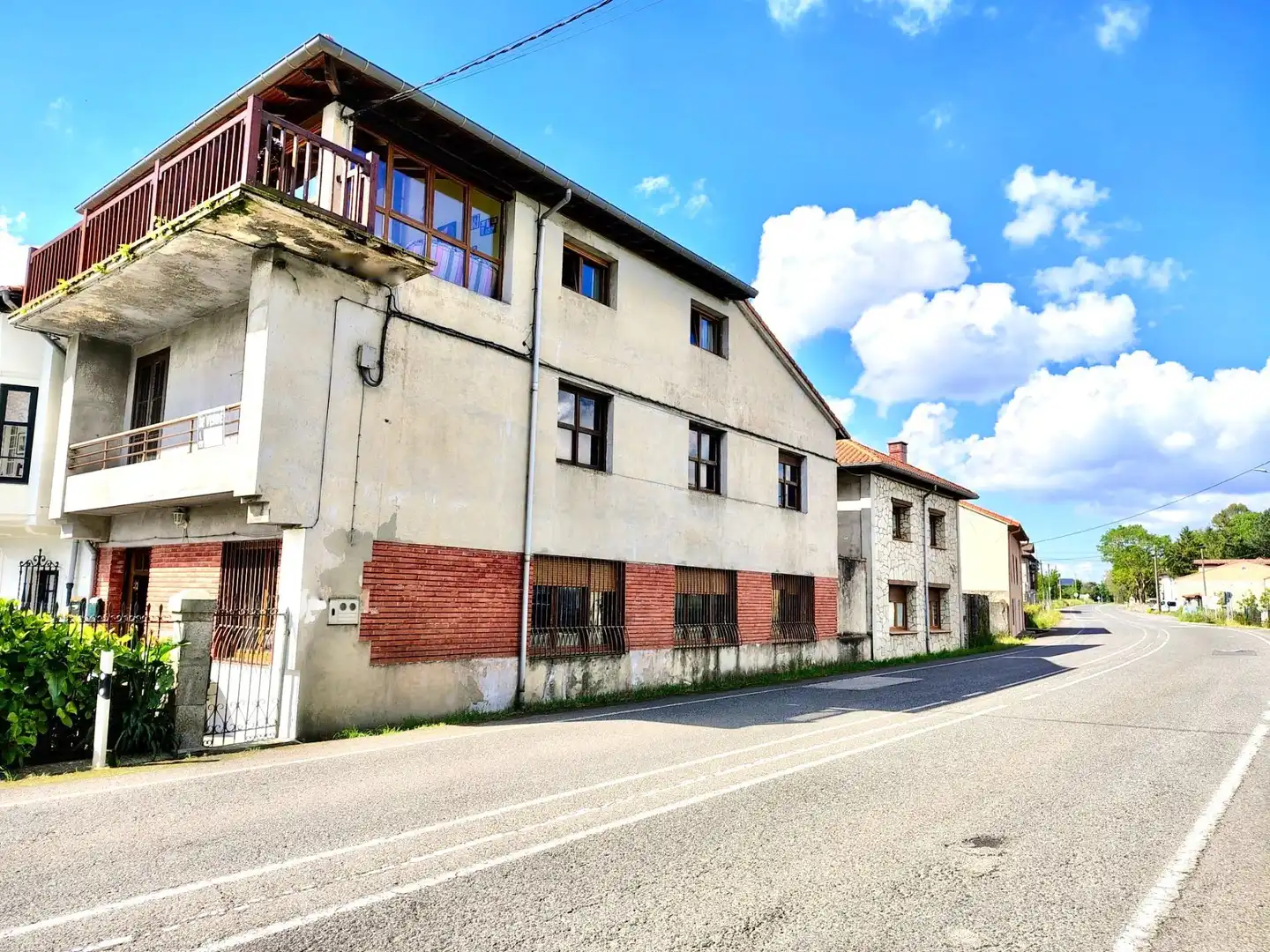 Vista exterior de Casa adosada en venta en Ribamontán al Monte con Calefacción, Jardín privado y Terraza