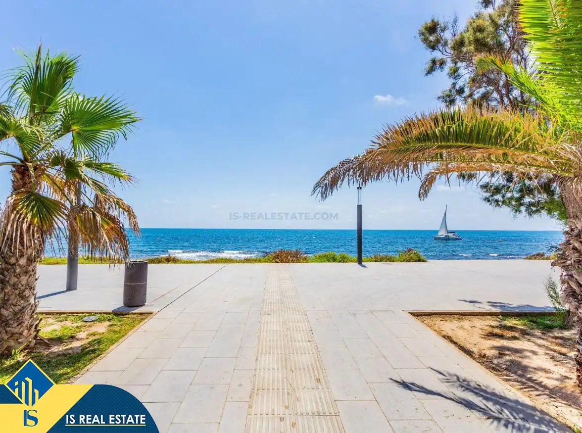 Apartamento con piscina en venta en Playa del Cura, imagen 18