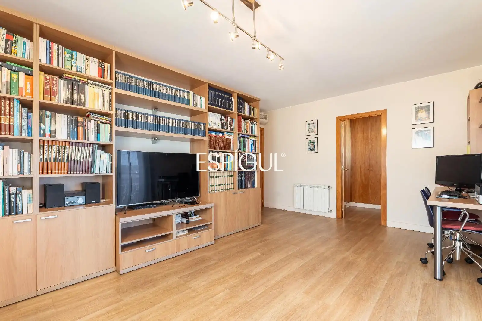 Living room of Flat for sale in Caldes de Malavella  with Air Conditioner, Heating and Terrace