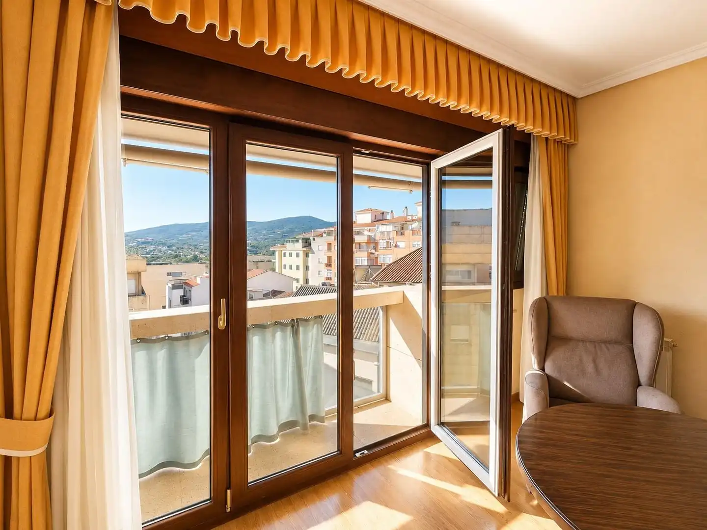 Terraza de Piso de alquiler en Plasencia con Aire acondicionado, Calefacción y Amueblado