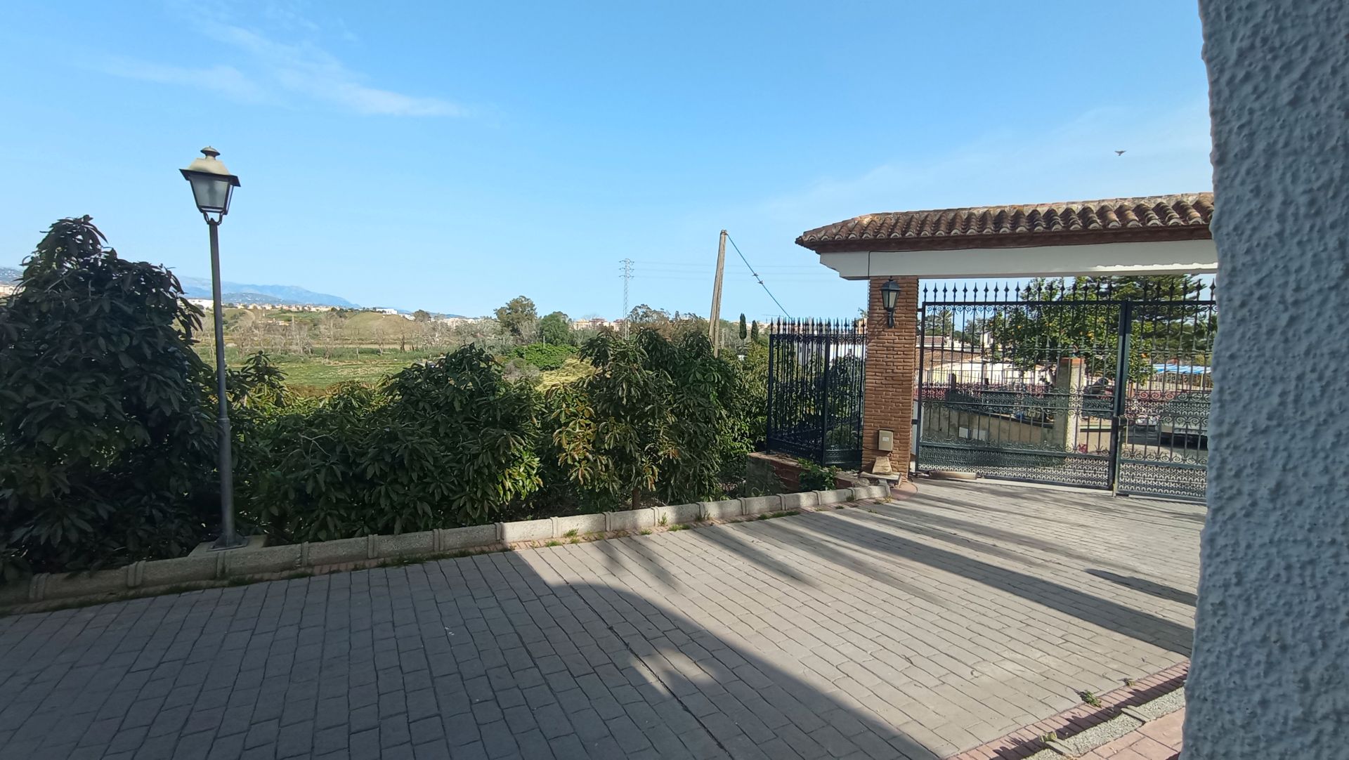 Exterior view of House or chalet for sale in Vélez-Málaga  with Air Conditioner, Private garden and Terrace