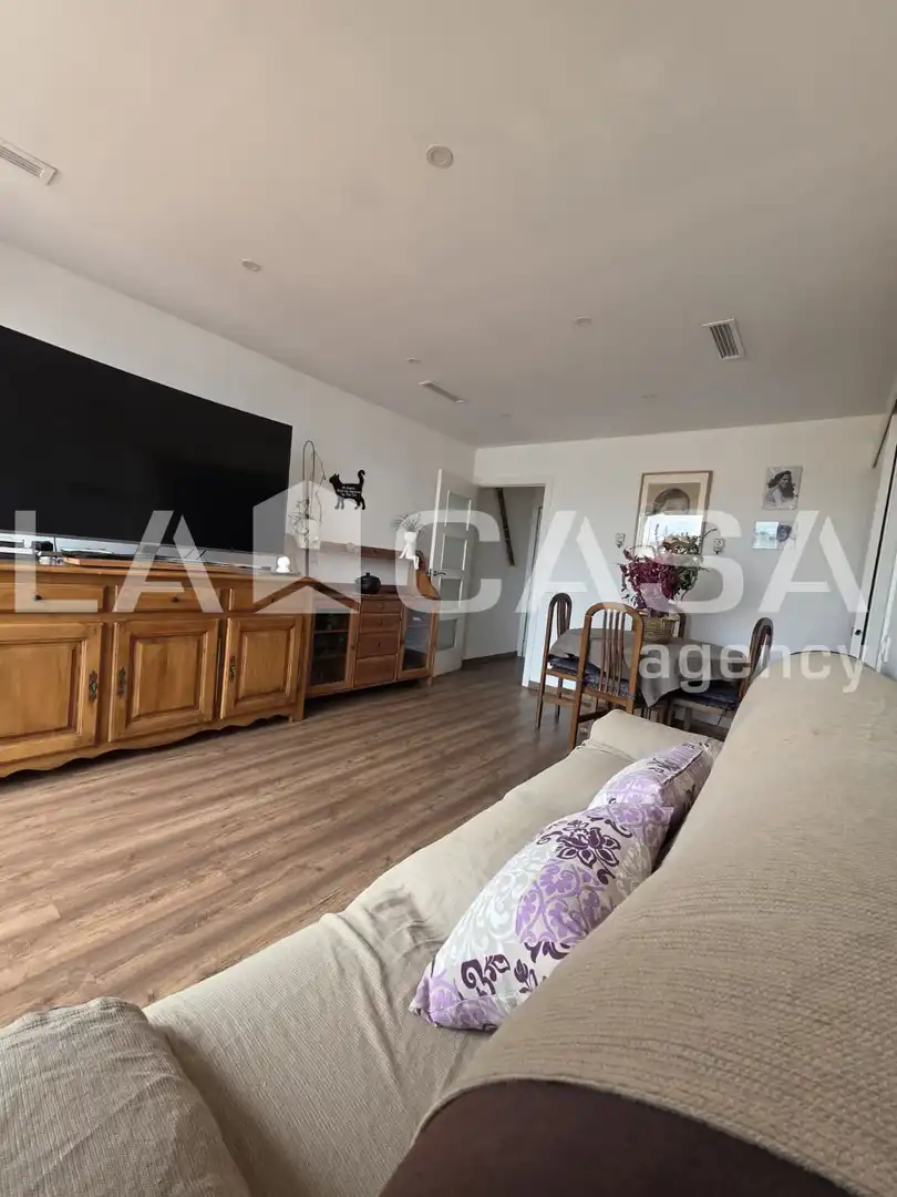 Wohnzimmer von Dachboden zum Verkauf in Barcelona mit Terrasse