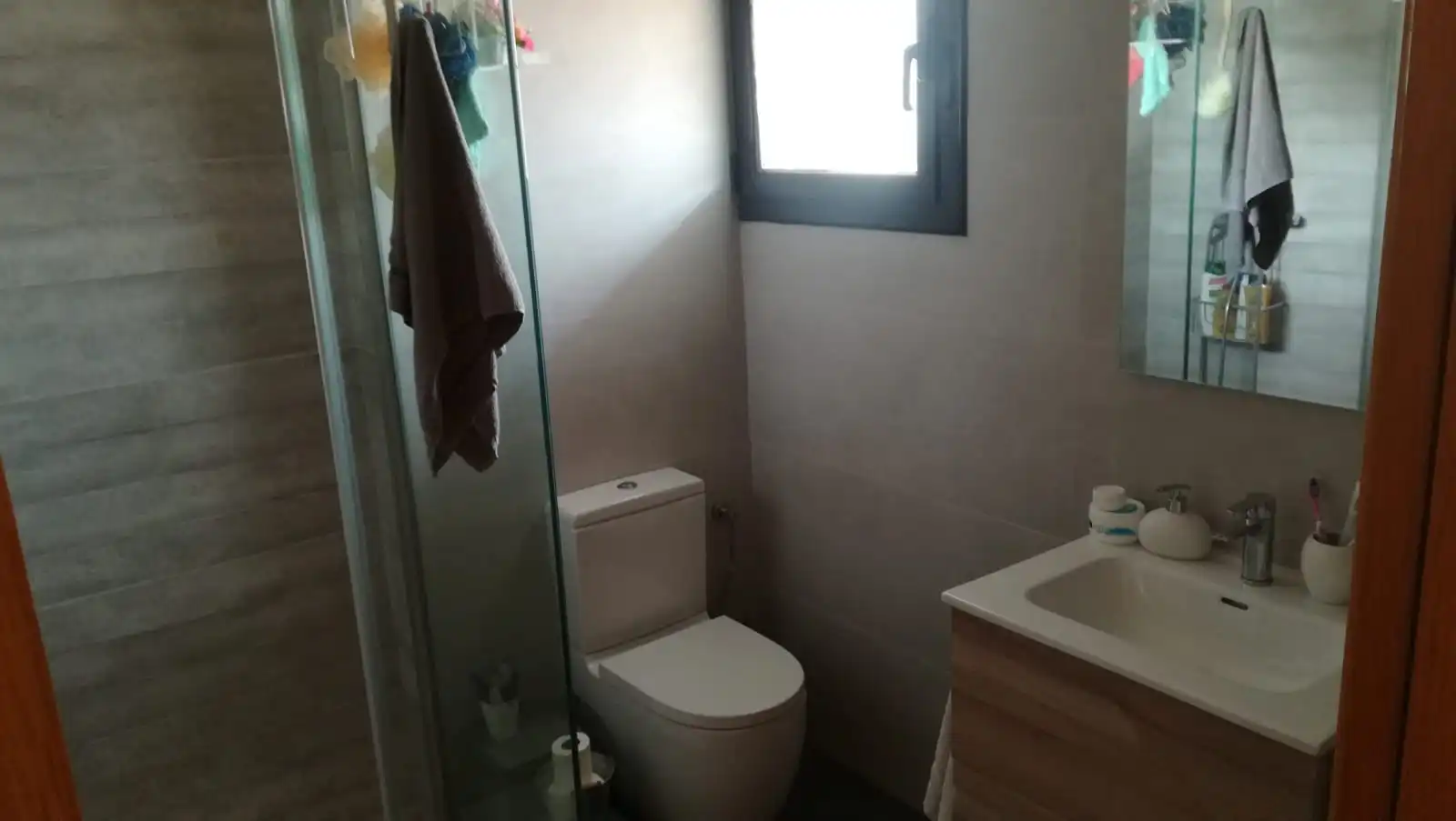 Bany de Casa adosada en venda en Viladecans amb Aire condicionat, Calefacció i Terrassa