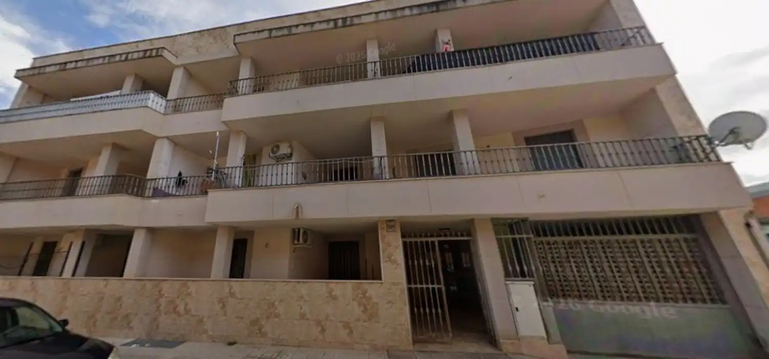 Außenansicht von Gebäude zum Verkauf in Herencia, Ciudad Real