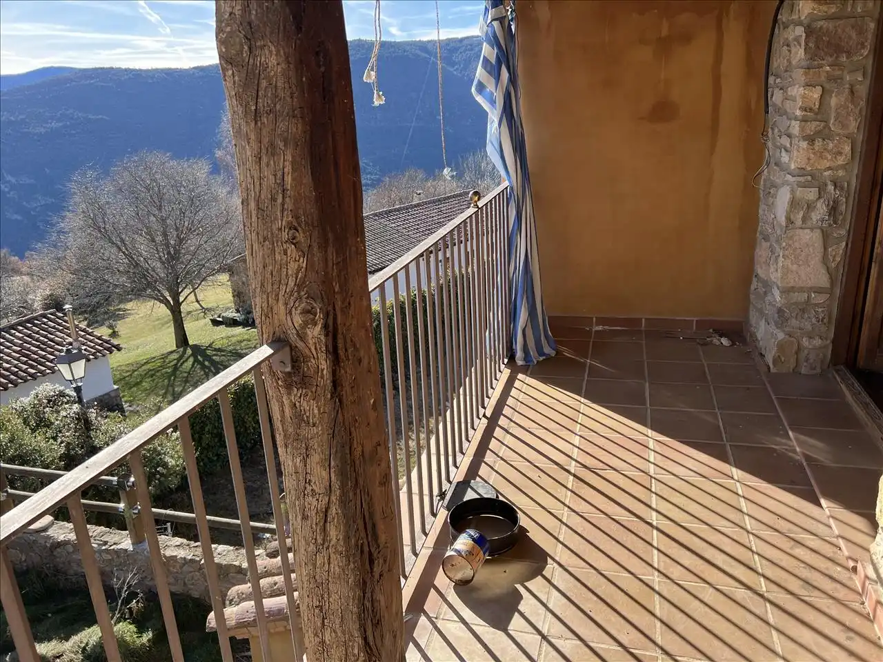 Terrassa de Pis en venda en Sarroca de Bellera amb Jardí privat
