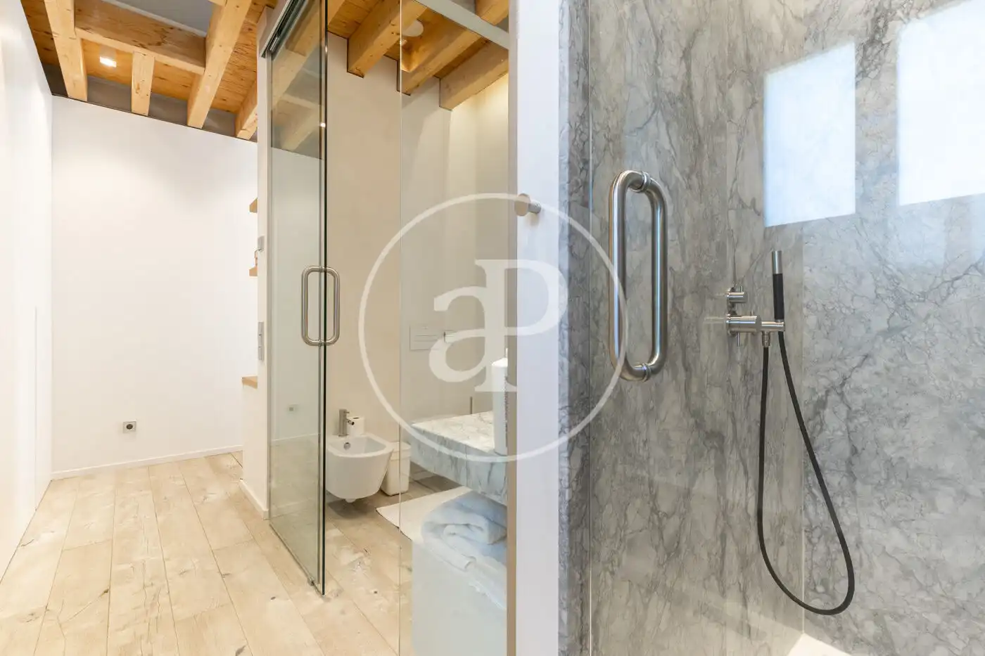 Bathroom of Houses for sale in Sant Cugat del Vallès  with Air Conditioner, Heating and Private garden