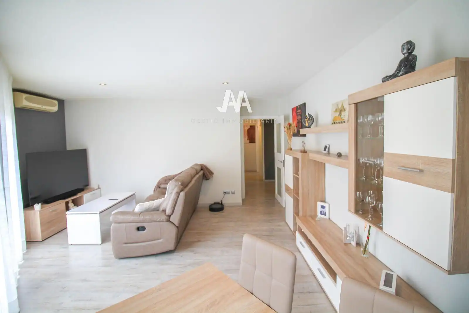 Sala de estar de Piso en venta en Igualada con Aire acondicionado, Calefacción y Parquet