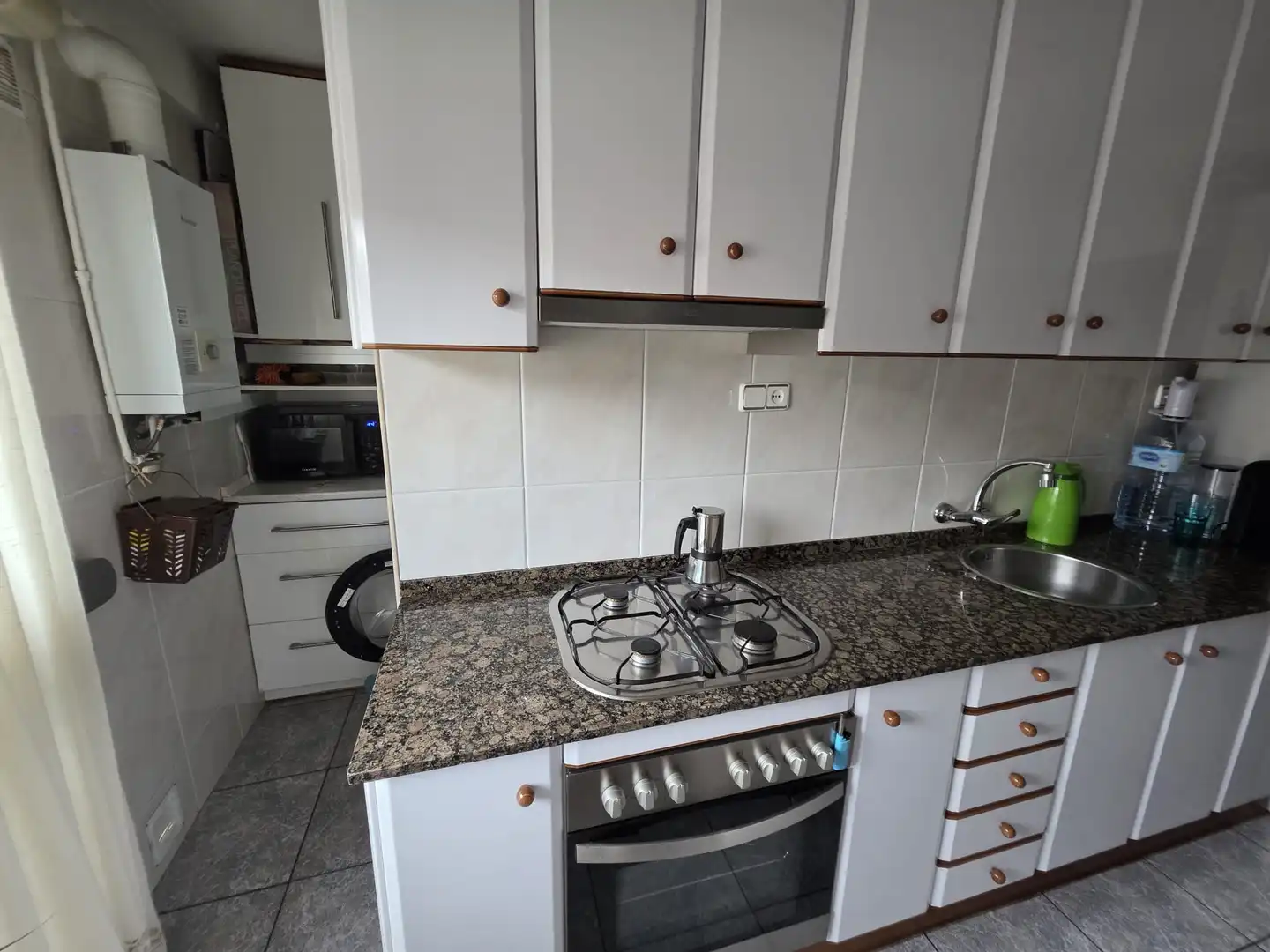Küche von Wohnung zum Verkauf in Cornellà de Llobregat mit Klimaanlage, Heizung und Möbliert