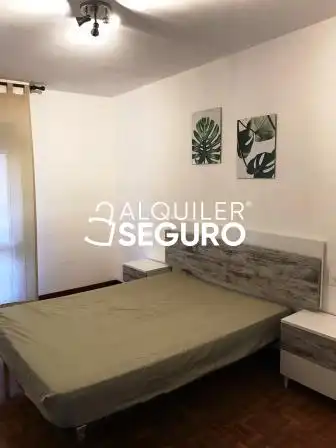 Habitación de Piso de alquiler en Vitoria - Gasteiz con Calefacción, Terraza y Trastero