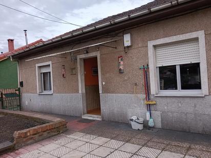 Vista exterior de Finca rústica en venda en Mieres (Asturias)