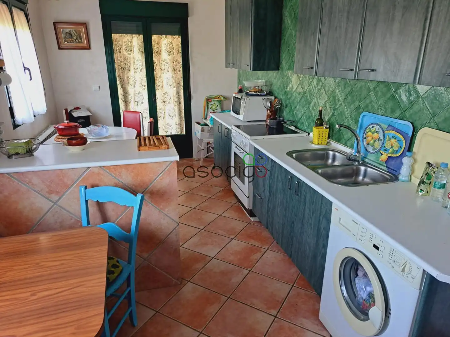 Cocina de Casa o chalet en venta en Solanillos del Extremo con Calefacción, Trastero y Piscina