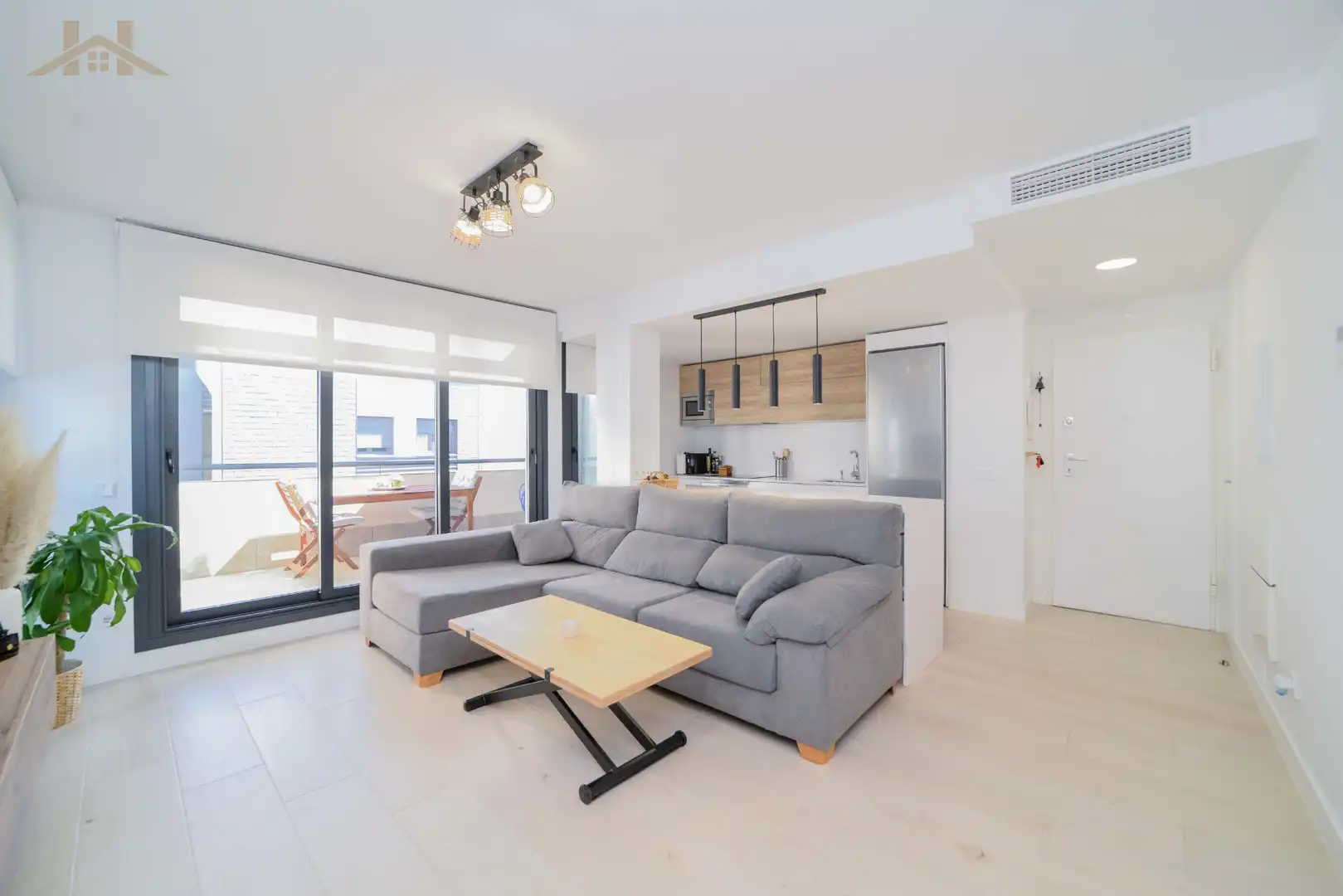 Sala d'estar de Dúplex en venda en Torrelodones amb Aire condicionat, Calefacció i Terrassa
