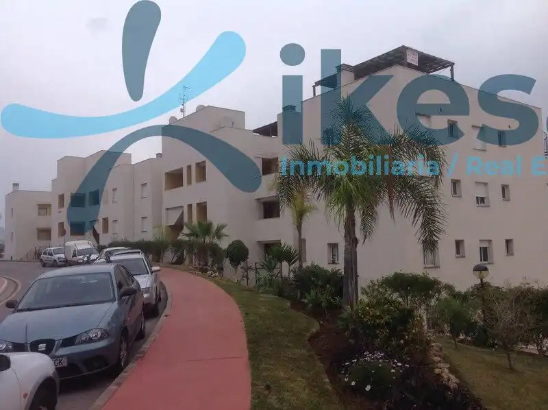 Vista exterior de Piso en venta en Mijas con Jardín privado, Terraza y Balcón