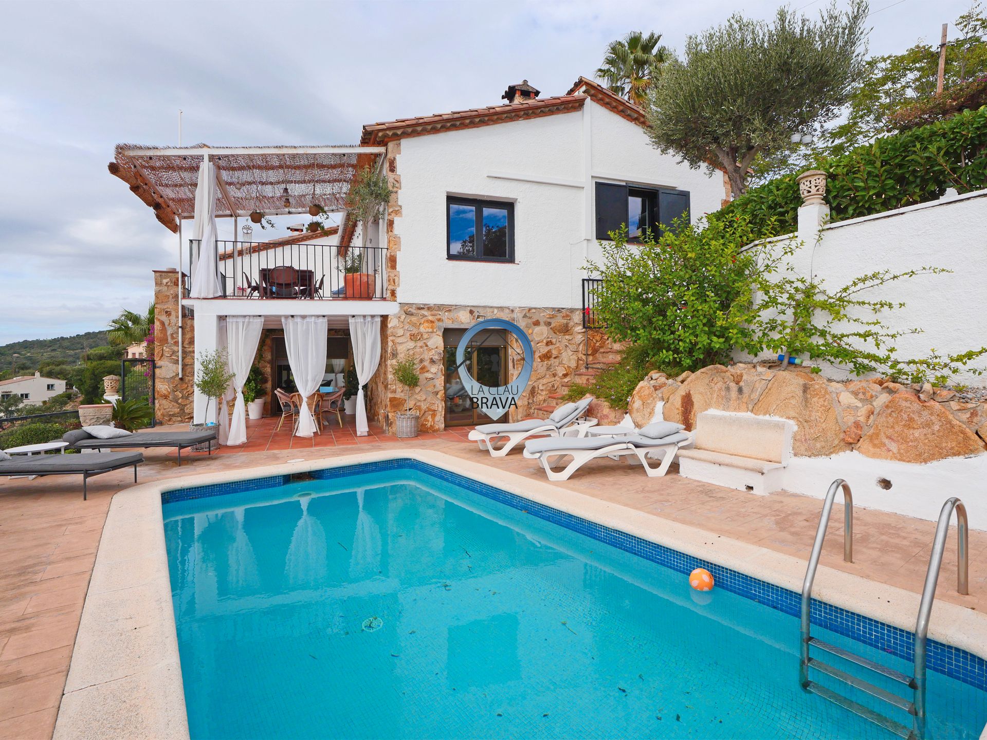 Swimming pool of House or chalet for sale in Castell-Platja d'Aro  with Air Conditioner, Heating and Private garden