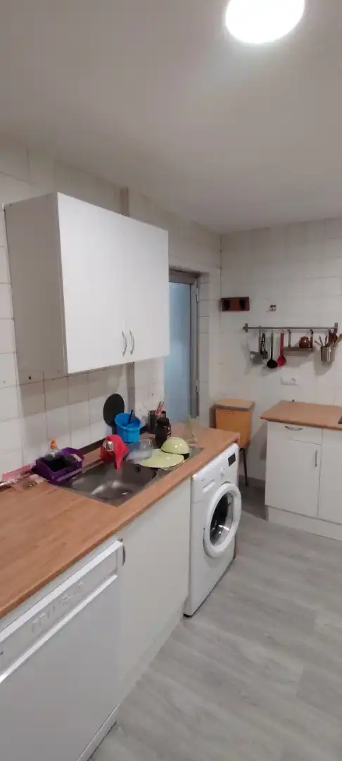 Kitchen of Flat for rent in Salamanca  with Heating, Parquet flooring and Terrace