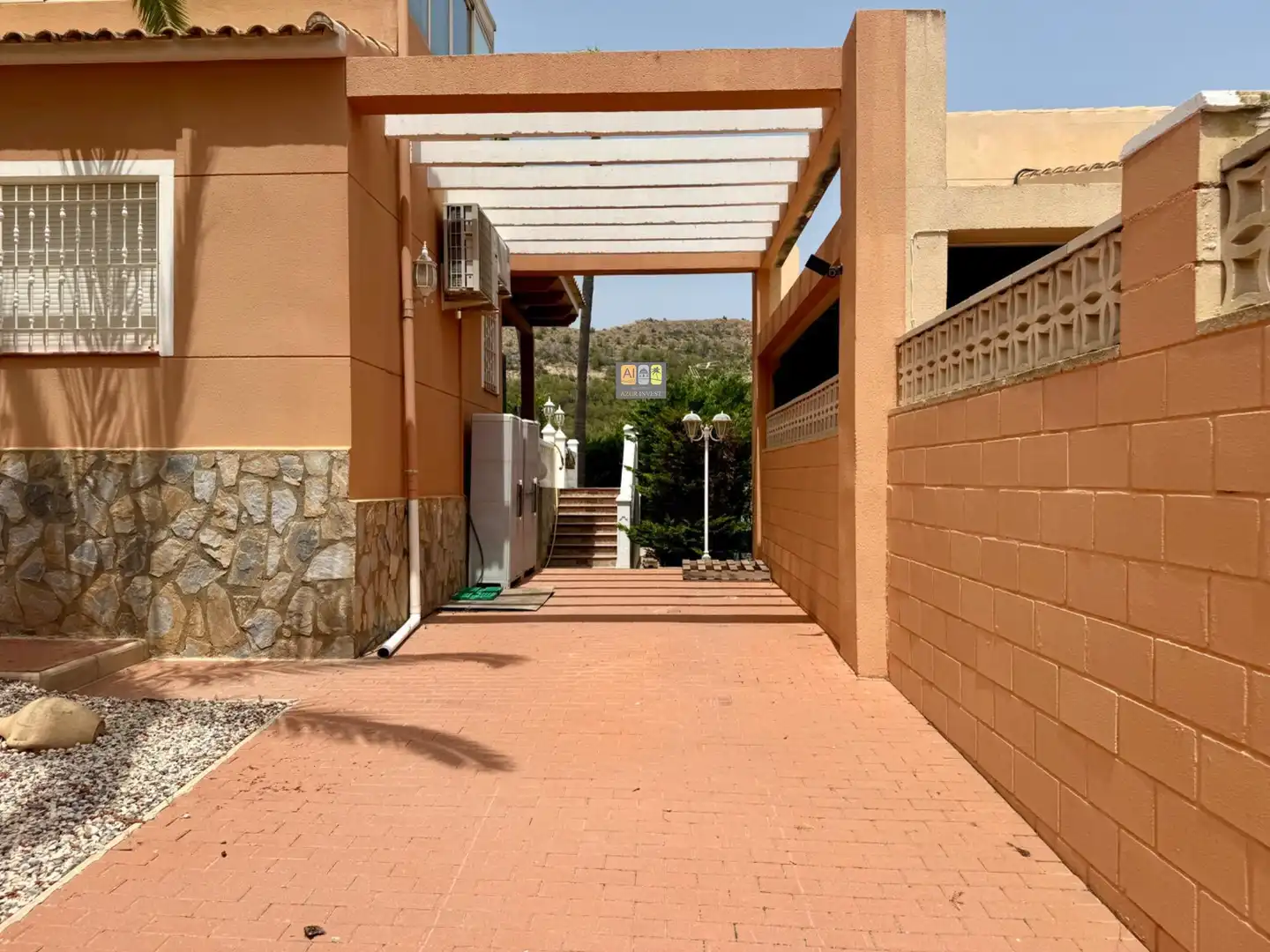 Terrassa de Casa o xalet en venda en La Nucia amb Aire condicionat, Calefacció i Jardí privat