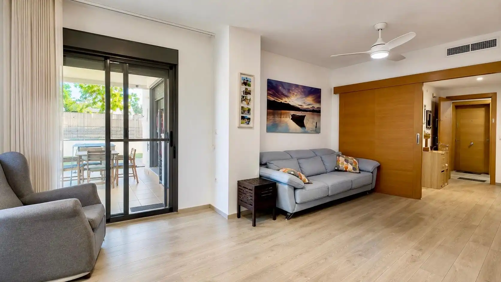 Sala de estar de Planta baja en venta en Paterna con Aire acondicionado, Calefacción y Jardín privado