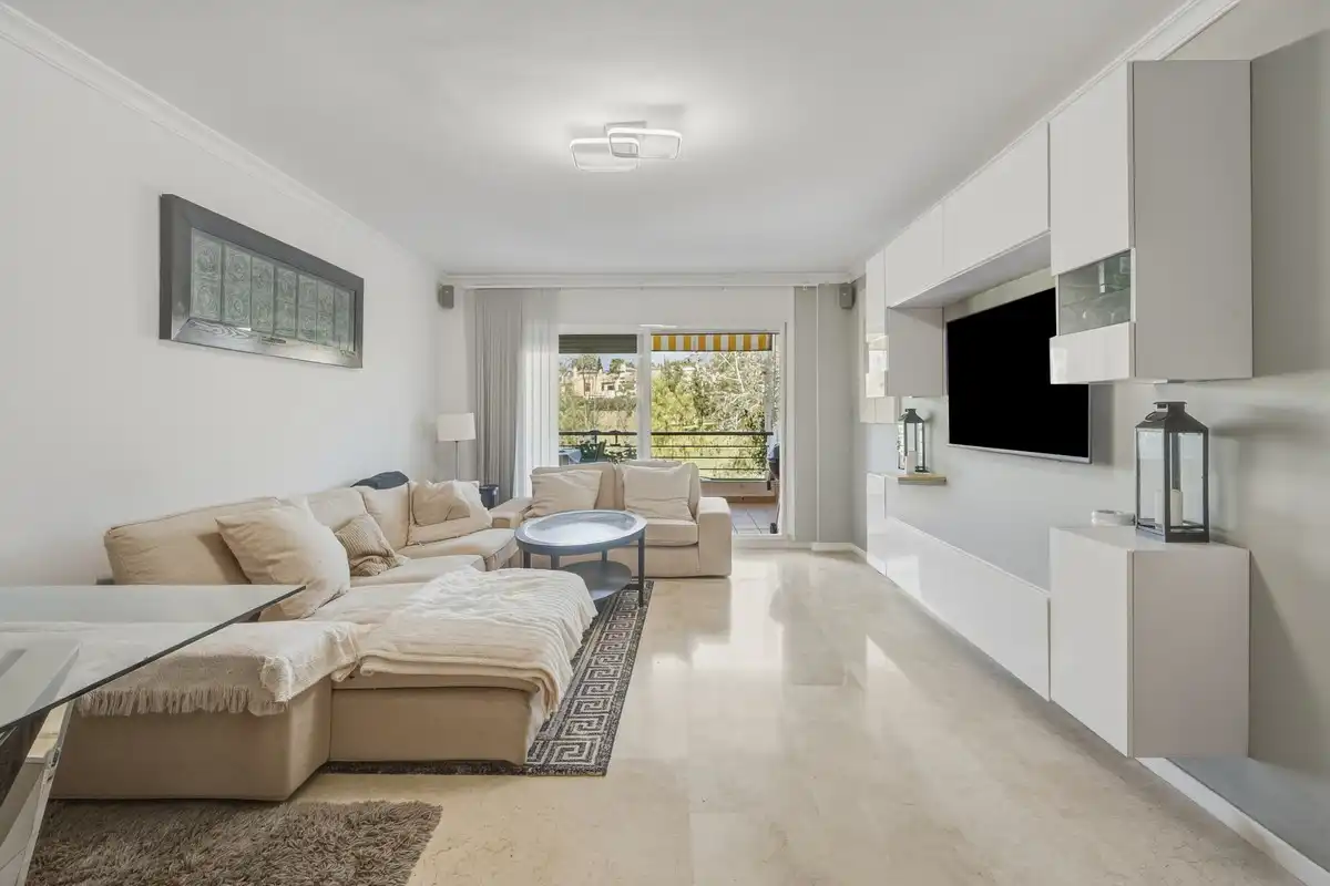Flat with lift for sale in San Pedro de Alcántara, imagen 6
