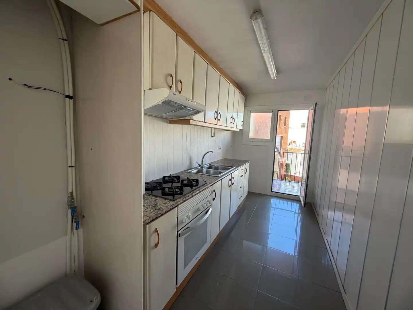 Cocina de Piso en venta en Terrassa con Calefacción, Parquet y Terraza