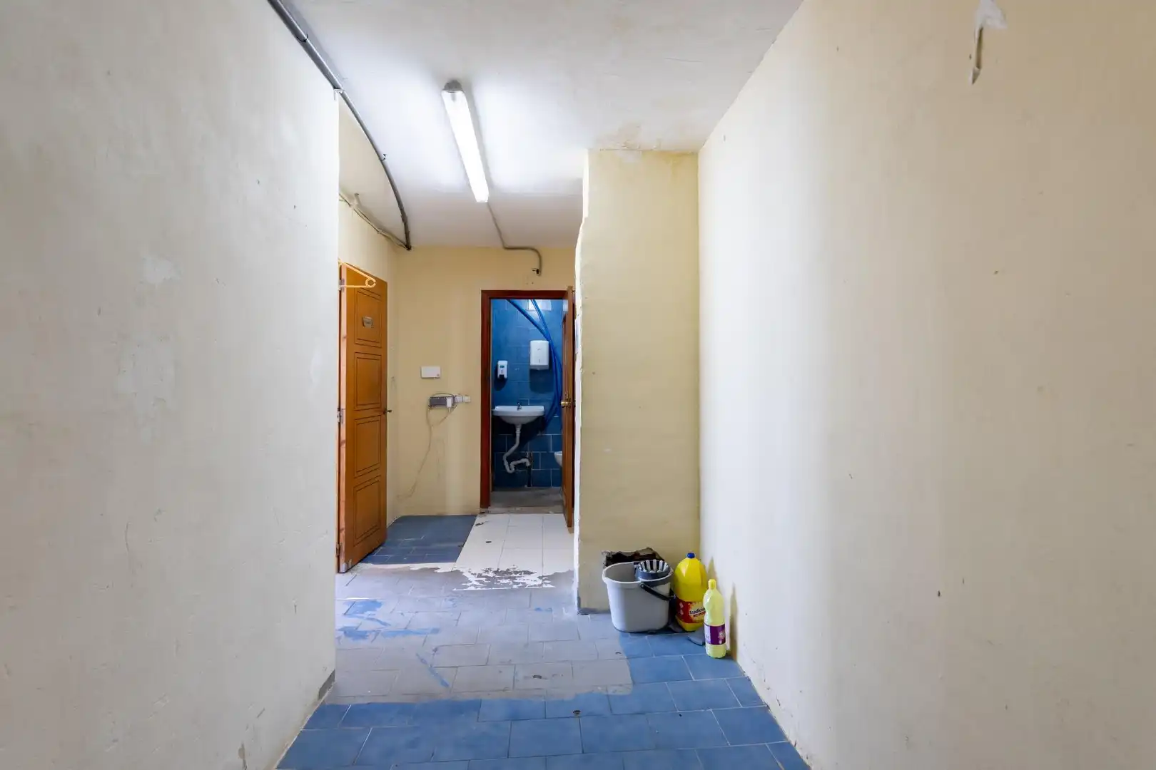 Commercial properties for rent in Calvià  with Air Conditioner and Terrace
