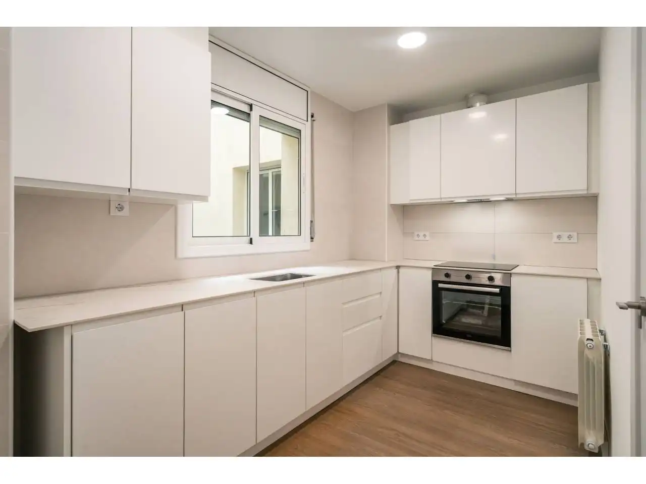 Cocina de Piso en venta en Terrassa con Calefacción, Parquet y Balcón