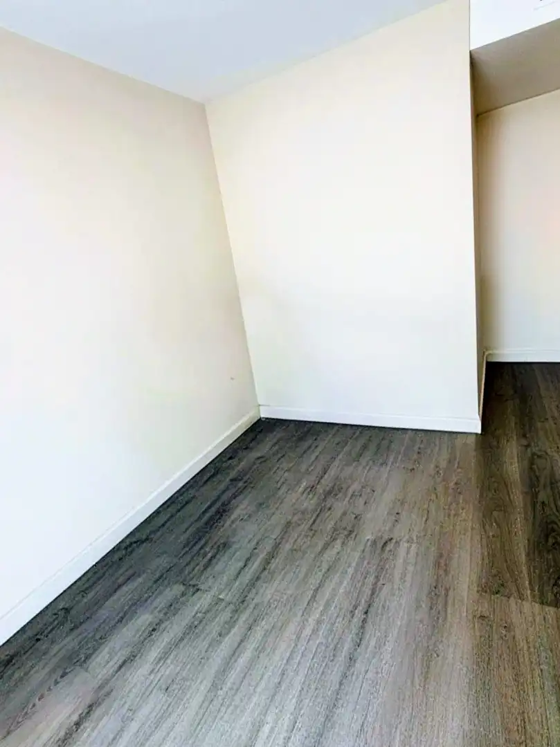 Flat for sale in Madrid  with Air Conditioner, Heating and Private garden