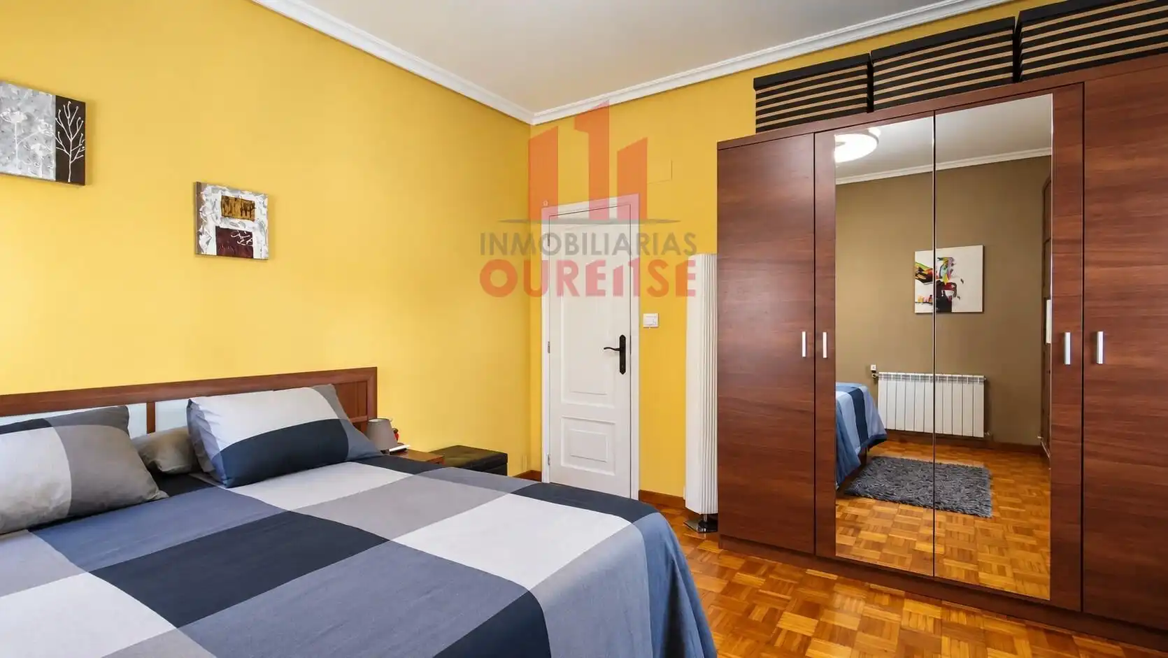 Bedroom of Flat for sale in Couto