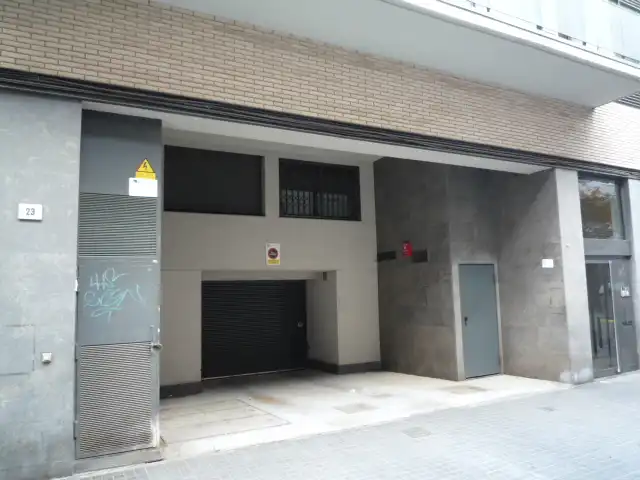 Vista exterior de Garatge de lloguer en Santa Eulàlia