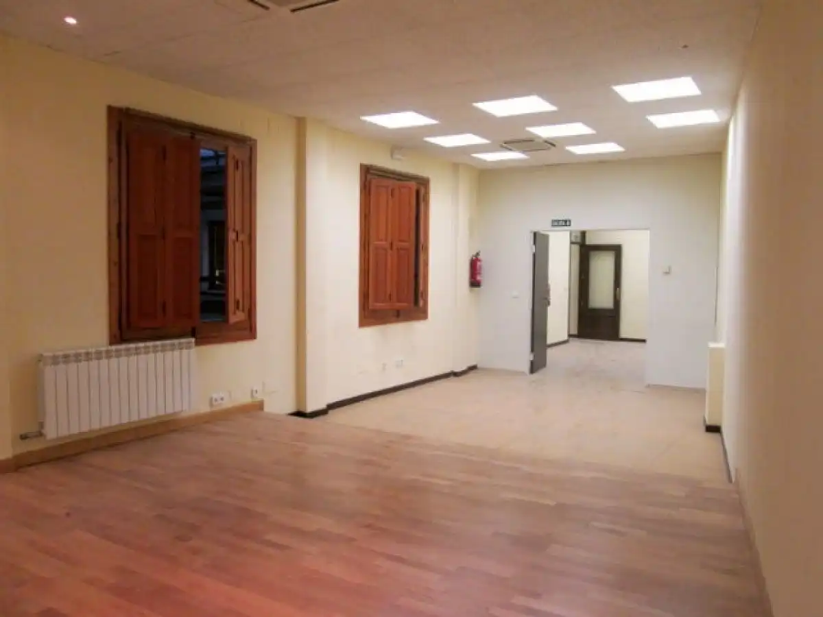 Office space with lift to rent in Calle SAN JUAN DE DIOS, imagen 24