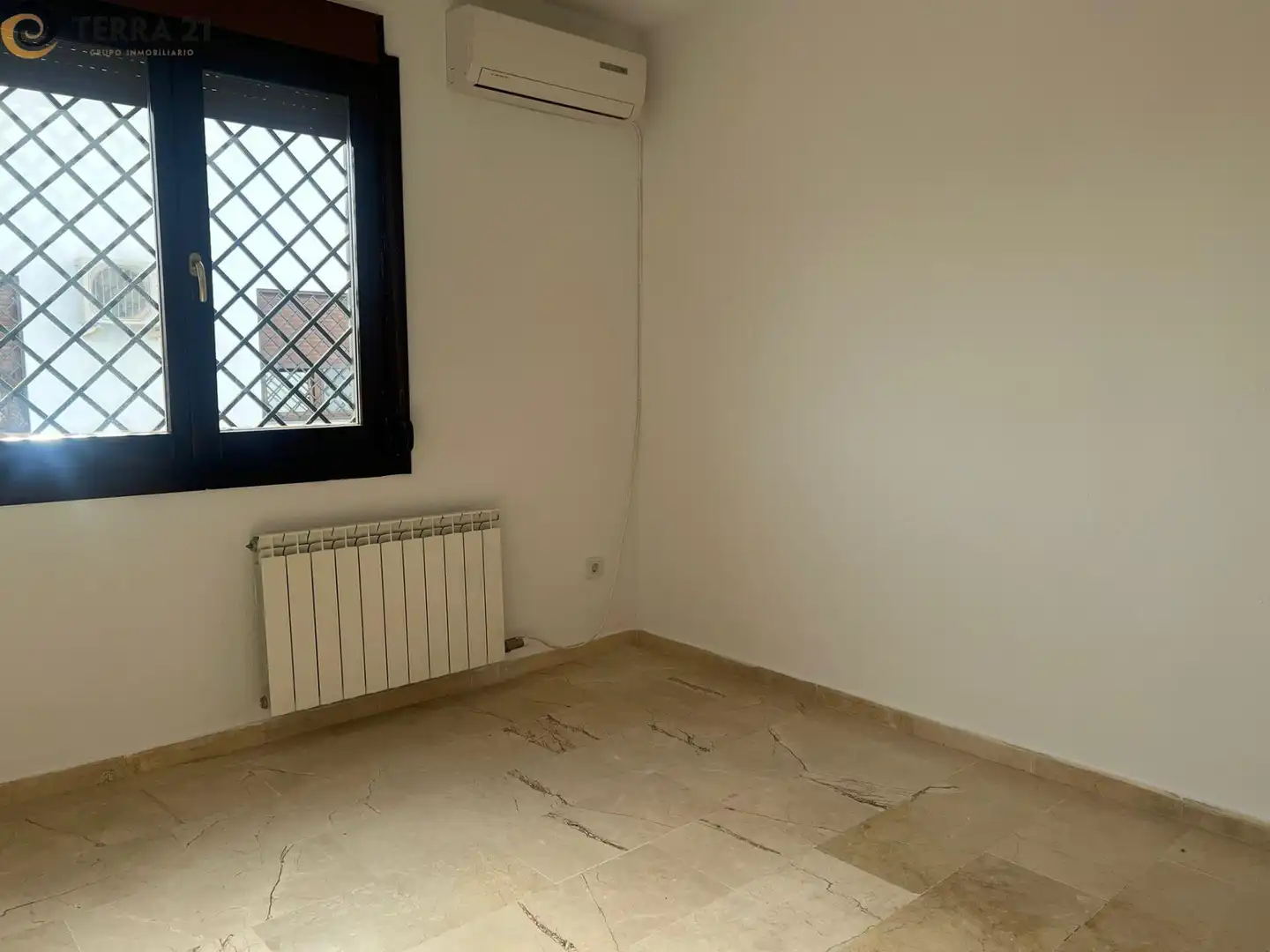 Casa o chalet en venta en Jaén con Aire acondicionado, Calefacción y Jardín privado