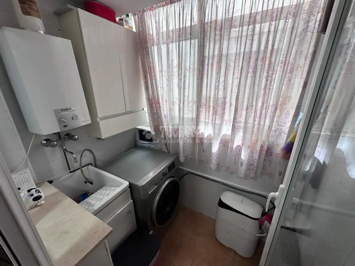 Habitación de Piso en venta en Paterna con Aire acondicionado, Calefacción y Balcón