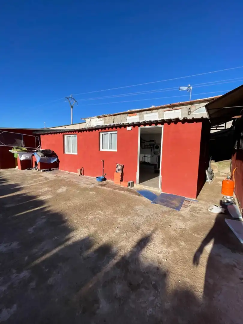 Exterior view of Houses for sale in Pedralba  with Air Conditioner, Swimming Pool and Alarm